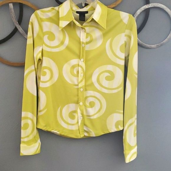 Beautiful "The Limited Top" - Picture 1 of 9